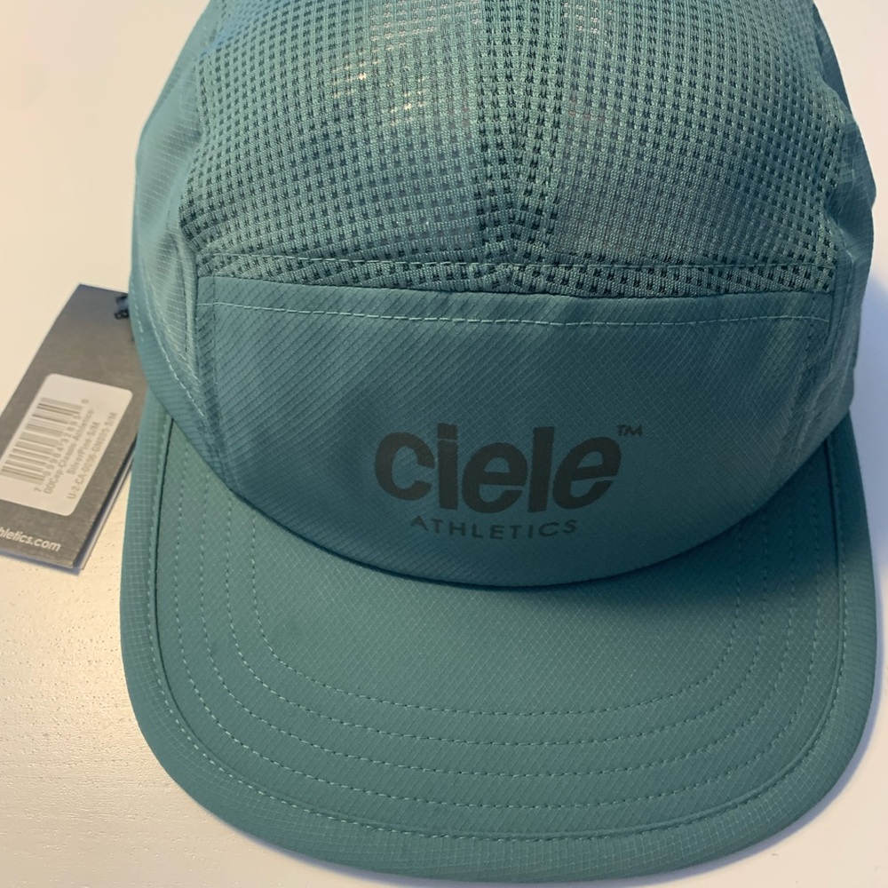 Ciele Athletics Teal Performance Running Cap